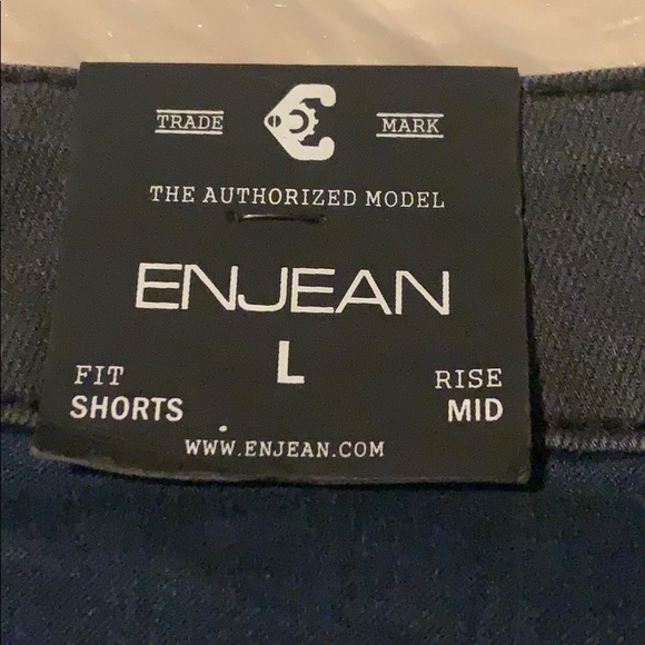 NWT ENJEAN Denim Fit Mid rise Short Shorts Size L - Picture 5 of 8